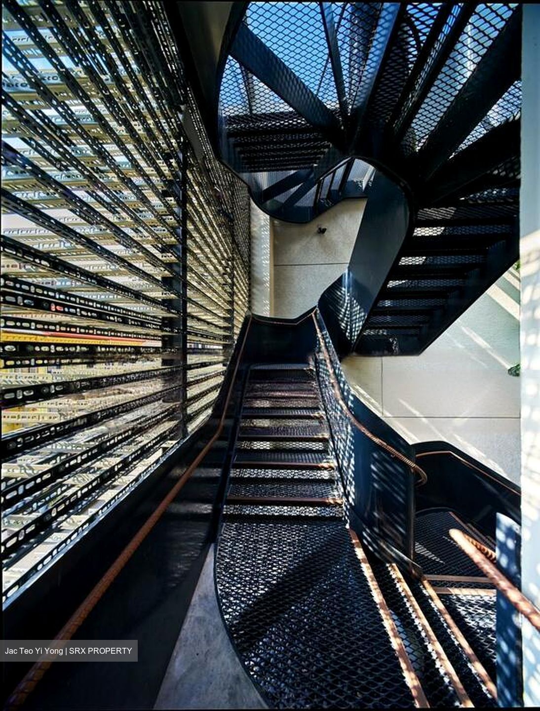 The Office Chamber (D8), Retail #464694681